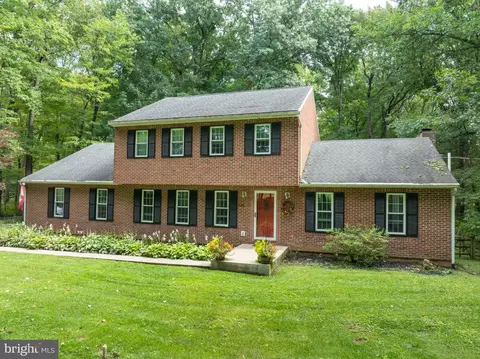 146 Lone Pine Rd, Port Matilda, PA 16870