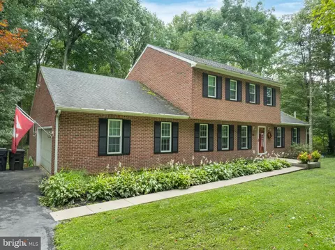 146 Lone Pine Rd, Port Matilda, PA 16870