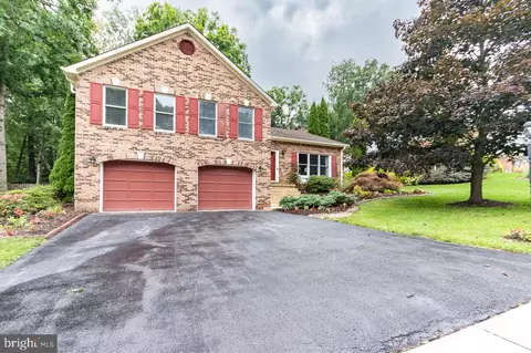 660 Stoneledge Rd, State College, PA 16803