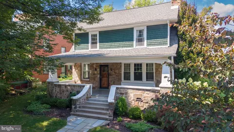 465 E Foster Ave, State College, PA 16801