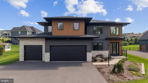 390 Trout Rd, State College, PA 16801