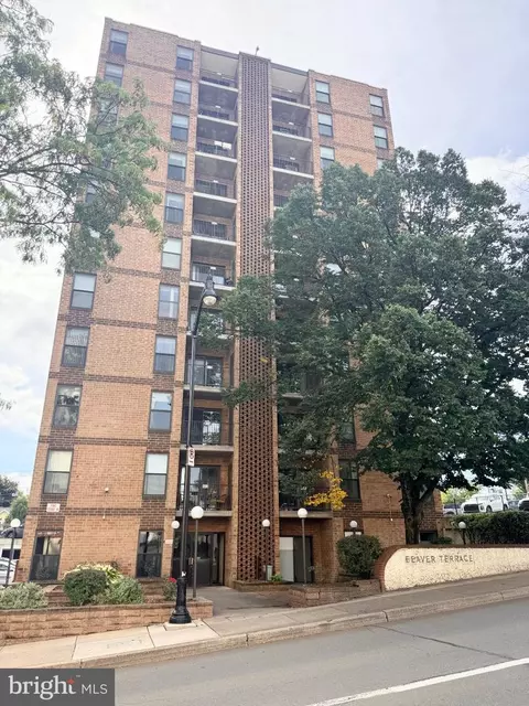 456 Beaver Ave E #301, State College, PA 16801