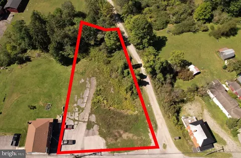 804 Clarence Rd, Clarence, PA 16829