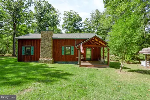 115 Summit Rd, Snow Shoe, PA 16874