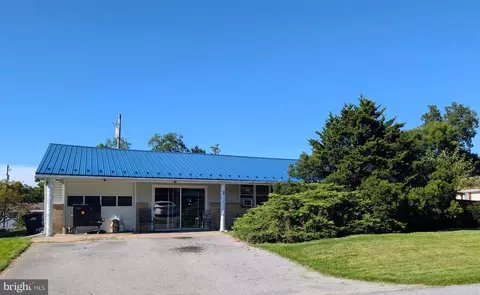 8 Daskem Ln, Pleasant Gap, PA 16823