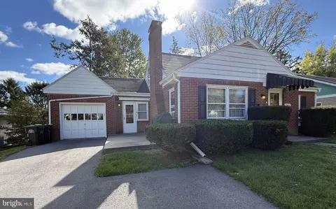 240 E Mccormick Ave, State College, PA 16801
