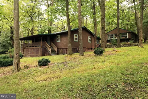 269 Snow Shoe Mountain Forest Rd, Snow Shoe, PA 16874