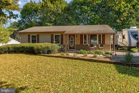 232 Fairlawn Ave, State College, PA 16801