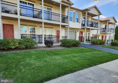133 Presidents Dr, State College, PA 16803