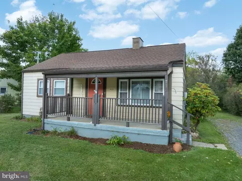713 Boal Ave, Boalsburg, PA 16827