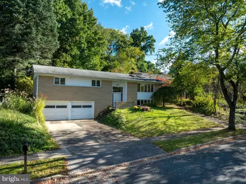 743 Glenn Rd, State College, PA 16803