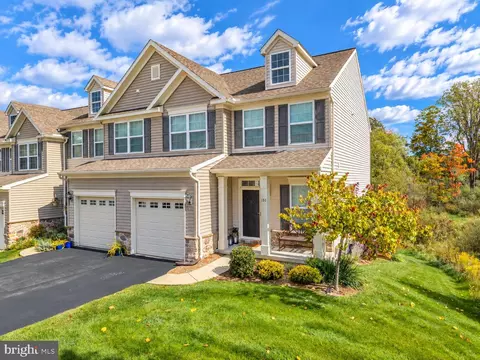 151 Kestrel Ln, Boalsburg, PA 16827