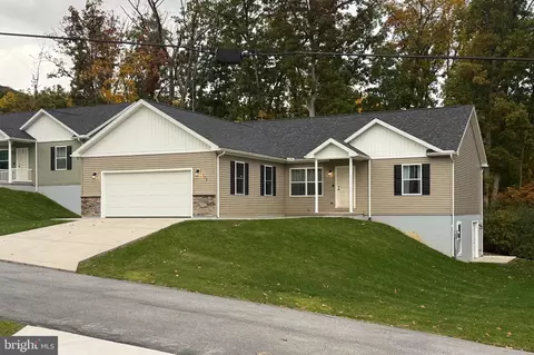 158 Timberwood Trl, Centre Hall, PA 16828