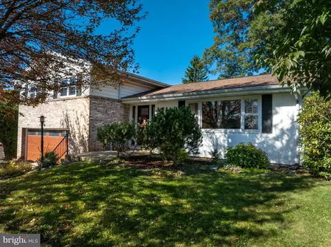 157 W Clearview Ave, State College, PA 16803