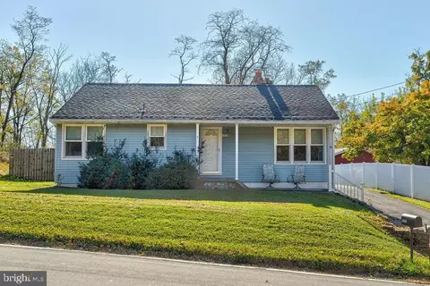 5030 Buffalo Run Rd, Port Matilda, PA 16870