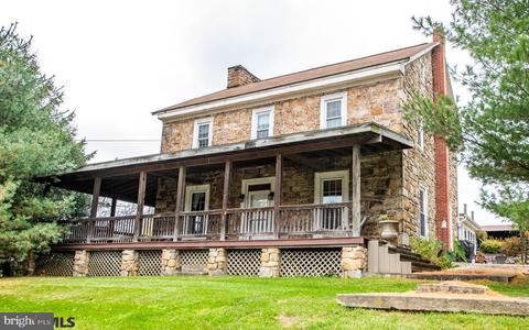 373 Masden Ln, Beech Creek, PA 16822