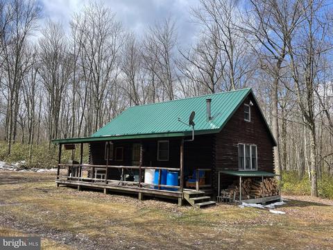 81 Forest, Beech Creek, PA 16822