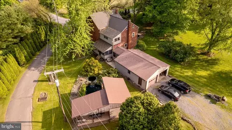 1267 Dotterers Rd, Mill Hall, PA 17751