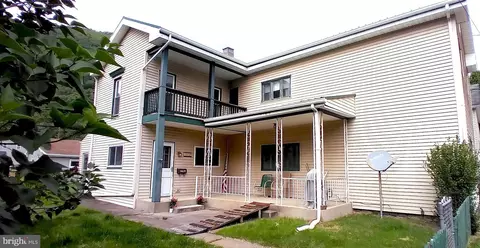 1019 Huron Ave, Renovo, PA 17764