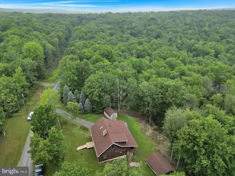 165 Laurel Rdg, Lock Haven, PA 17745