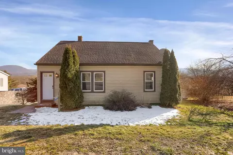 2545 Woodward Ave, Lock Haven, PA 17745