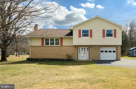 5024 Nittany Valley Dr, Lamar, PA 16848
