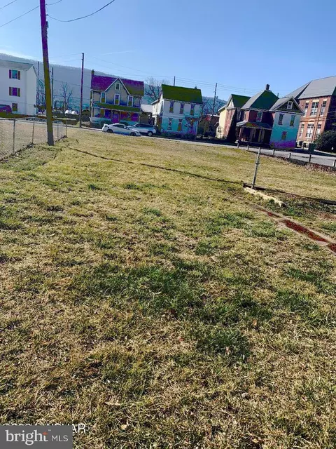 135 Bald Eagle St E, Lock Haven, PA 17745