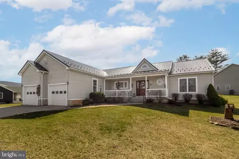 163 Whitetail Cir, Mill Hall, PA 17751