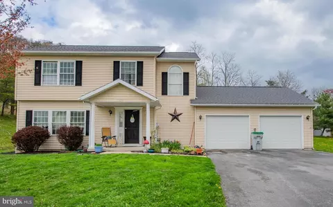 1234 Heather Way, Lock Haven, PA 17745