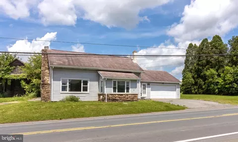 6227 Nittany Valley Dr, Mill Hall, PA 17751