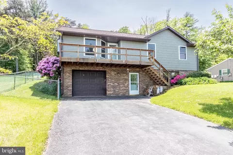 600 W Church St, Mill Hall, PA 17751