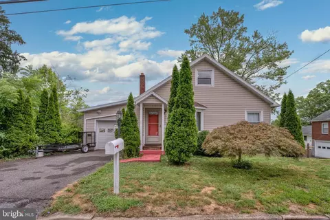 210 Melody Ln, Lock Haven, PA 17745