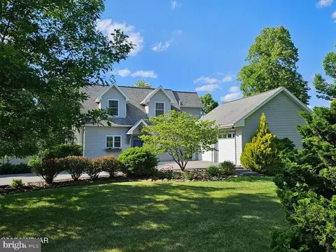125 Hiawatha Trl, Lock Haven, PA 17745