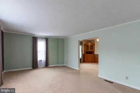 517 Wright St, Lock Haven, PA 17745 photo 9