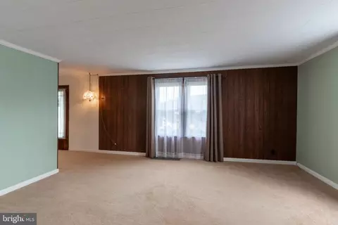 517 Wright St, Lock Haven, PA 17745 photo 10