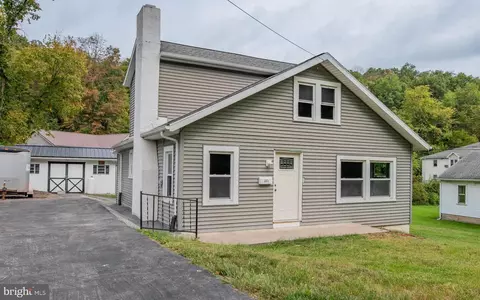 841 W Fourth St, Lock Haven, PA 17745