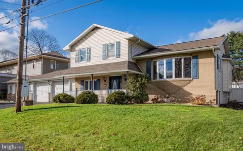 321 Linden St, Lock Haven, PA 17745