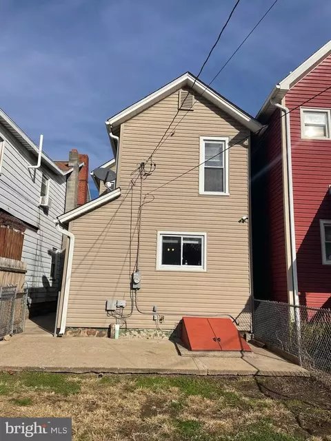 338 E Bald Eagle St, Lock Haven, PA 17745 photo 3