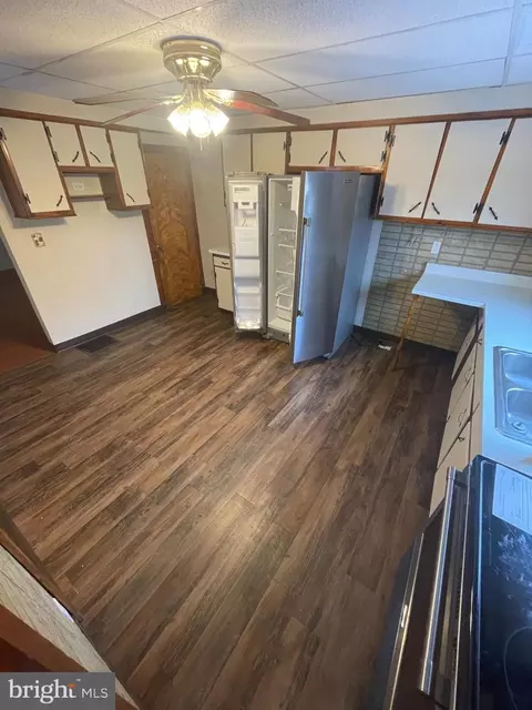 338 E Bald Eagle St, Lock Haven, PA 17745 photo 5