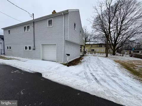 110 High St, Flemington, PA 17745