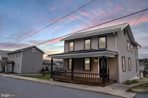 210 S Chestnut St, Mill Hall, PA 17751