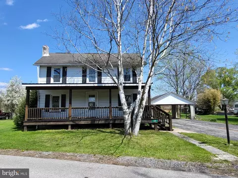 22 High St, Beech Creek, PA 16822