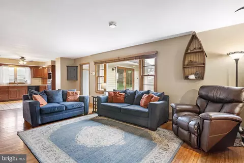 514 E Guardlock Dr, Lock Haven, PA 17745 photo 5