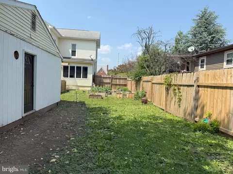 726 E Main St, Lock Haven, PA 17745 photo 7
