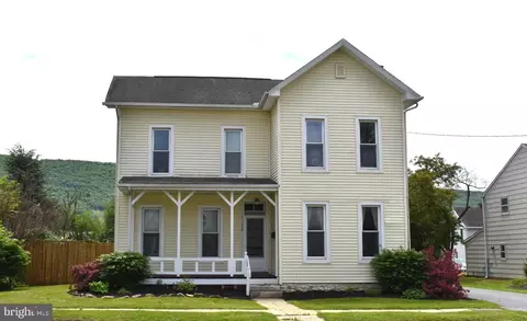726 E Main St, Lock Haven, PA 17745
