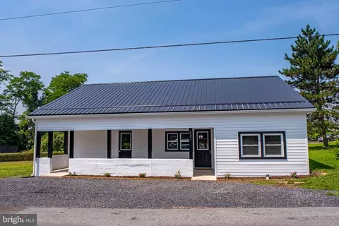 637 E Park St, Lock Haven, PA 17745