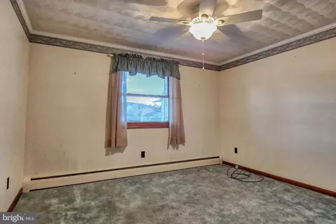 8 Sylvan W, Jersey Shore, PA 17740 photo 14
