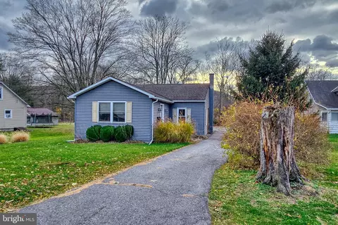 4986 Nittany Valley Dr, Lamar, PA 16848