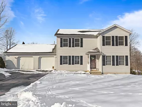 229 Cochise Trl, Lock Haven, PA 17745