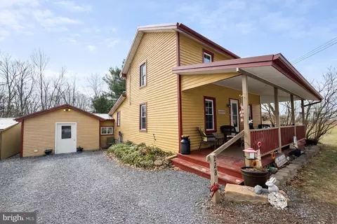 228 Rockey Rd, Loganton, PA 17747